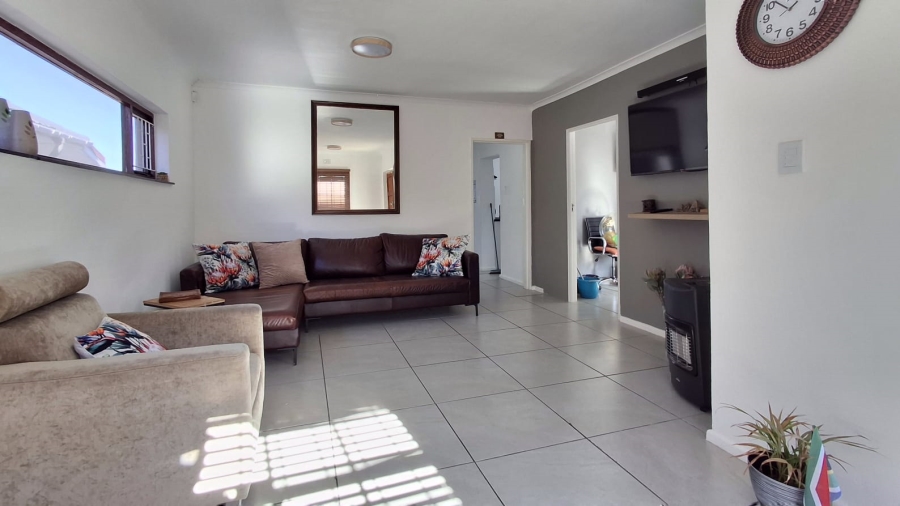 3 Bedroom Property for Sale in Parow Western Cape